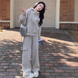 High-End Casual Sports Suit Women's Spring And Autumn Small Workwear Wind And Avant-Garde Two Sets Of Early Autumn Set