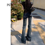 Yi Mengling With A Deep Blue Ultra-Low-Waisted Horn Jeans Women 2025 New Micro-Horn Pants
